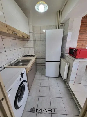 Garsonieră luminoasă de închiriat în Răcădău – Str. Tâmpei - imagine 5