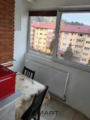 Garsonieră luminoasă de închiriat în Răcădău – Str. Tâmpei - imagine 6