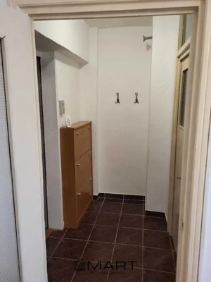 Garsonieră luminoasă de închiriat în Răcădău – Str. Tâmpei - imagine 3