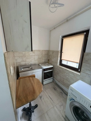 Garsoniera de închiriat