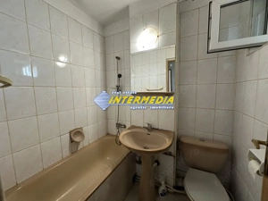 OKAZIE ! Apartament 3 camere etaj 3 zona CETATE Bulevard view superb - imagine 15