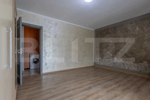 Apartament 2 camere, etaj 3 din 4 , cu balcon si parcare ,in zona Eroilor  - imagine 3