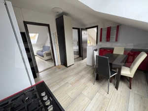 Apartament de vanzare, 2 camere, 61 mp, mansarda, zona Florilor
