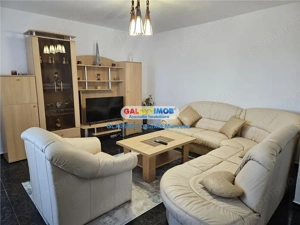 Inchiriere apartament 3 camere decomandat Targoviste Central