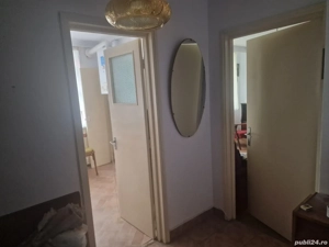 Apartament, 2 camere,zona restaurantul paharnicul,balcon,AC,centrala,mobilata
