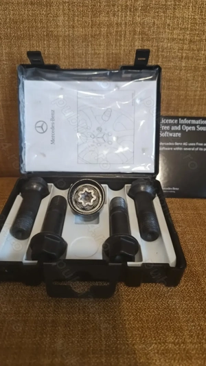 Cheie antifurt roata Mercedes-Benz + Prezoane de rezerva