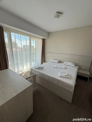 INCHIRIEM CAMERA DE HOTEL