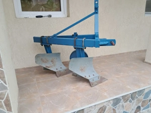 Plug noua ptr tractor 25-40 Cp .