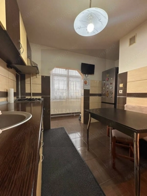 Apartament cu 2 Camere decomandat Zona Coresi - imagine 6 Apartament cu 2 Camere decomandat Zona Coresi - imagine 6