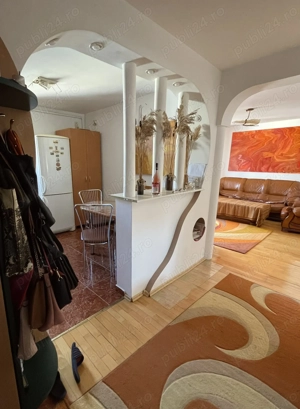 Vanzare apartament 4 camere Piata Mica Tg-Jiu