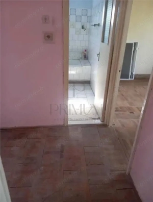 SAGULUI - 2 Camere - Centrala proprie - De renovat - imagine 3