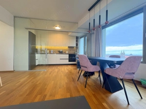 3 camere, mobilat, vedere panoramica, in zona Centrala