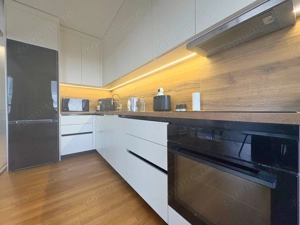 3 camere, mobilat, vedere panoramica, in zona Centrala - imagine 9 3 camere, mobilat, vedere panoramica, in zona Centrala - imagine 9