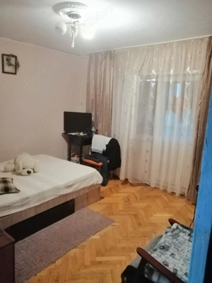 inchiriez apartament  4 camere , etaj 1, zona Viitorului US  - imagine 12