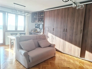 ULTRACENTRAL - 3 cam - Spatios - Decomandat - Terasa - Renovata - Etaj Intermediar - ZONA SUPERBA - imagine 2