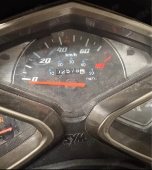 Scuter SYM  - imagine 5