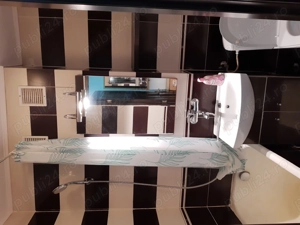 Proprietar inchiriez apartament cu doua camere