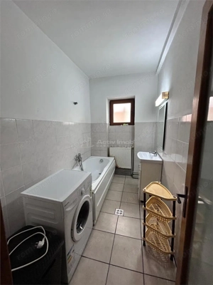 Resita, CHIRIE, 2 cam.cf.1 sporit, Central - imagine 11