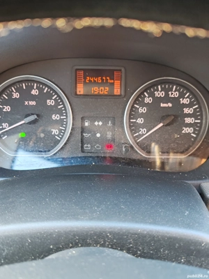 Dacia sandero 2009 - imagine 2