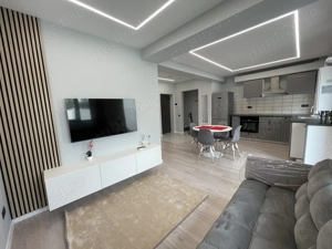 Apartament doua camere cu gradina de inchiriat odaile otopeni curte