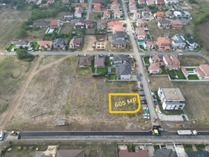 Teren casa individuala, strada asfaltata, utilitati | Dumbravita