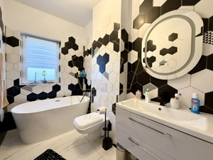 Apartament superb cu 3 camere si 2 bai | Dumbravita - imagine 8