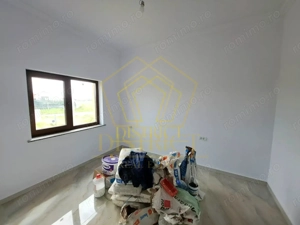 Duplex cu 5 camere, bucatarie inchisa, la cheie | Giarmata Mare - imagine 13 Duplex cu 5 camere, bucatarie inchisa, la cheie | Giarmata Mare - imagine 13