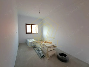 Duplex cu 5 camere, bucatarie inchisa, la cheie | Giarmata Mare - imagine 11 Duplex cu 5 camere, bucatarie inchisa, la cheie | Giarmata Mare - imagine 11