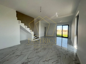 Duplex superb cu 4 camere despartit prin camera tehnica I Giroc - imagine 2 Duplex superb cu 4 camere despartit prin camera tehnica I Giroc - imagine 2