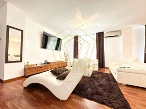 Casa/pensiune cu 13 apartamente si anexe | Olimpia - Stadion