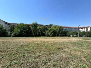 Teren de bloc cu 12 apartamente si SAD | Lipovei