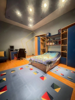 Apartament deosebit cu 3 camere | Cladire istorica | Central - imagine 3