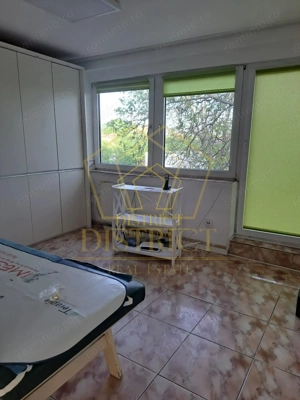 Spatiu comercial util compartimentat I Lipovei - imagine 3 Spatiu comercial util compartimentat I Lipovei - imagine 3