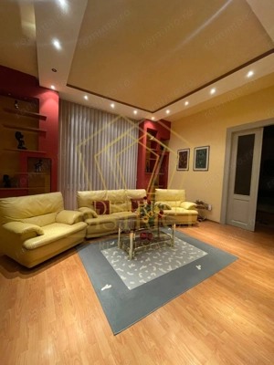 Apartament deosebit cu 3 camere | Cladire istorica | Central - imagine 2