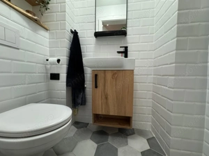 Renovat integral, DECOMANDAT. 2 bai ! - imagine 13 Renovat integral, DECOMANDAT. 2 bai ! - imagine 13