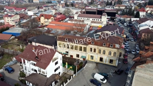 Pensiune de vânzare în Curtea de Argeș, piața centrală. - imagine 15