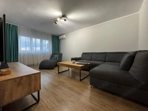 Renovat integral, DECOMANDAT. 2 bai !