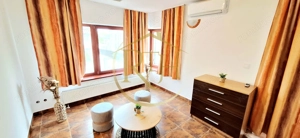 Oferim spre inchiriere, casa deosebi cu 4 camere,2 garaje,zona Soarelui-Braytim - imagine 13