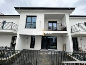 Complex nou de apartamente - Vila P+1 cu acces separat si curte 