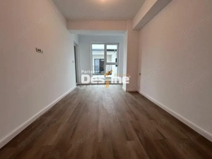 Complex nou de apartamente - Vila P+1 cu acces separat si curte  - imagine 7