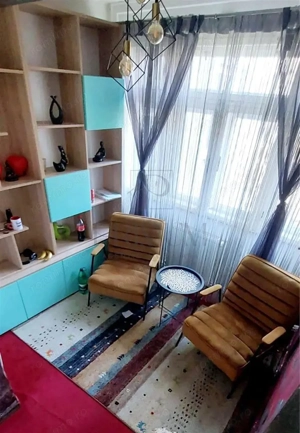 MEDICINA - ETAJ 3 - DECOMANDAT - 4 CAMERE - DEBARA - CENTRALA PROPRIE - CLIMA - imagine 6