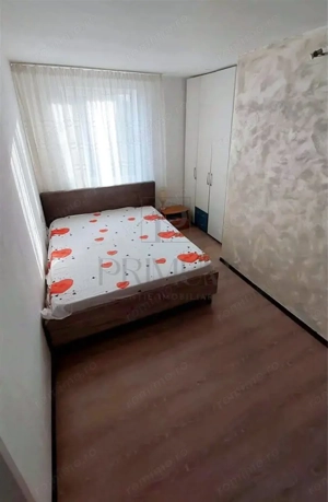 MEDICINA - ETAJ 3 - DECOMANDAT - 4 CAMERE - DEBARA - CENTRALA PROPRIE - CLIMA - imagine 5