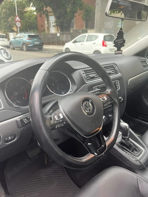 Volkswagen JETTA - imagine 5