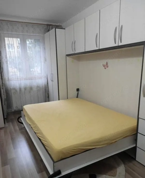Apartament de 3 camere ( Centrala proprie )-Astra