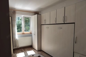 Apartament de 3 camere ( Centrala proprie )-Astra