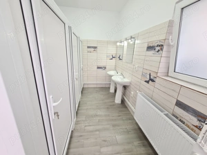 Spatiu comercial in Campina, Complex Rafinarie--34 mp--1900 lei - imagine 15