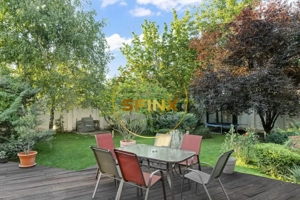 Vila cu teren de 1000mp, gradina matura, piscina, garaj, aproape de Jolie Ville - imagine 5