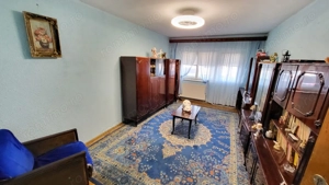 Apartament 2 camere + boxă, în Târgu Jiu, cartier Traian