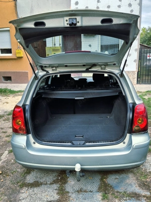 Toyota avensis dublu climatronic scaune incalzite pilot automat   carlig remorcare Oglinzi electrice - imagine 8 Toyota avensis dublu climatronic scaune incalzite pilot automat   carlig remorcare Oglinzi electrice - imagine 8