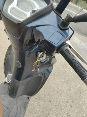 Vând scuter marca kimco peoples  - imagine 2